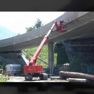 Nacelle automotrice sur chenilles 23m