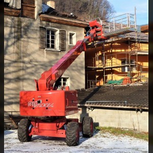 Telescopic boom lift 21m