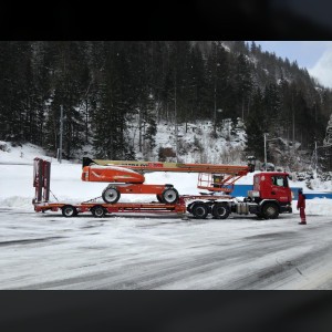 Nacelle automotrice télescopique 43m