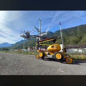 Articulating boom lift 16m / railway-road