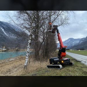 Nacelle automotrice sur chenilles 12m